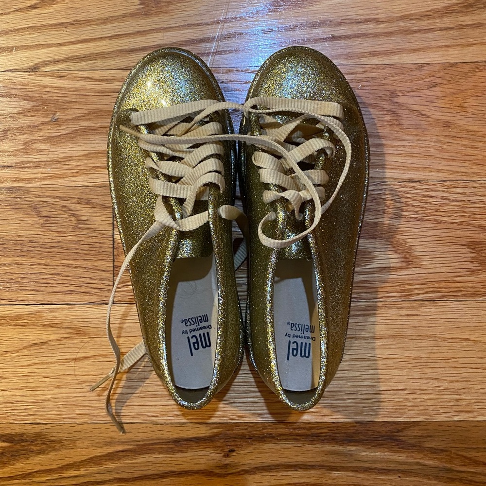 Melissa sneaker shoes girls size 3
